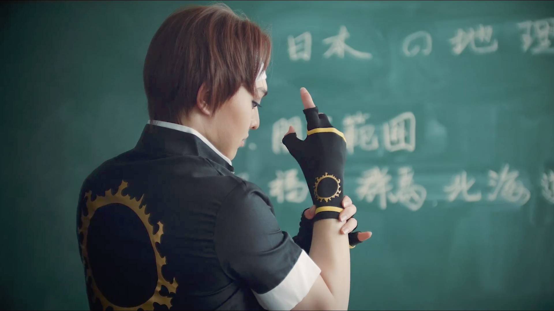 Knives Out Online Commercial NYX Video Awards